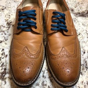 Perry Ellis wingtip dress shoe **very nice**